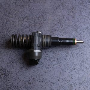 038130073AG насос форсунка BOSCH для двигуна VAG 2.5 TDI