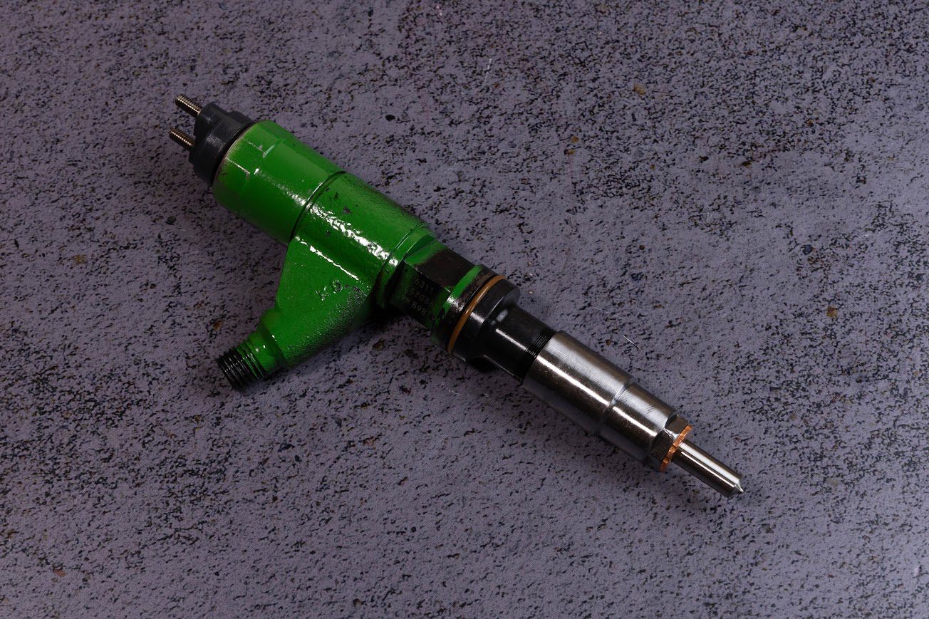 RE531209 форсунка для двигуна JOHN DEERE 4045 - Зображення 2
